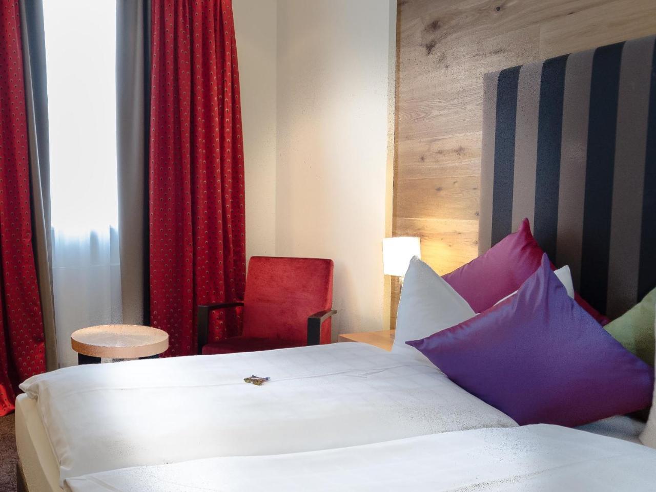 Hotel Post Burghausen Eksteriør billede